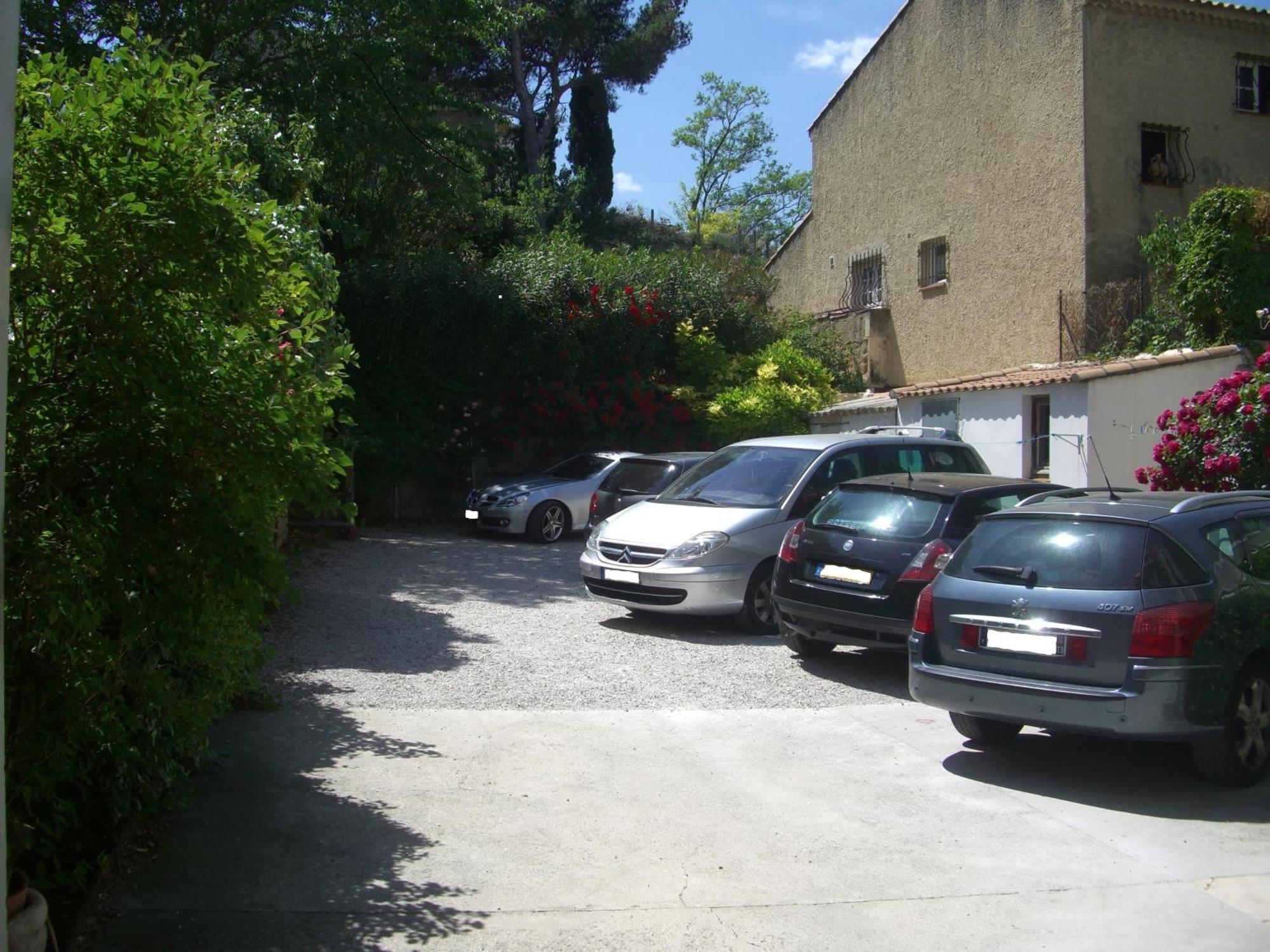 Logis Hotel Du Midi Salon-de-Provence Exteriér fotografie