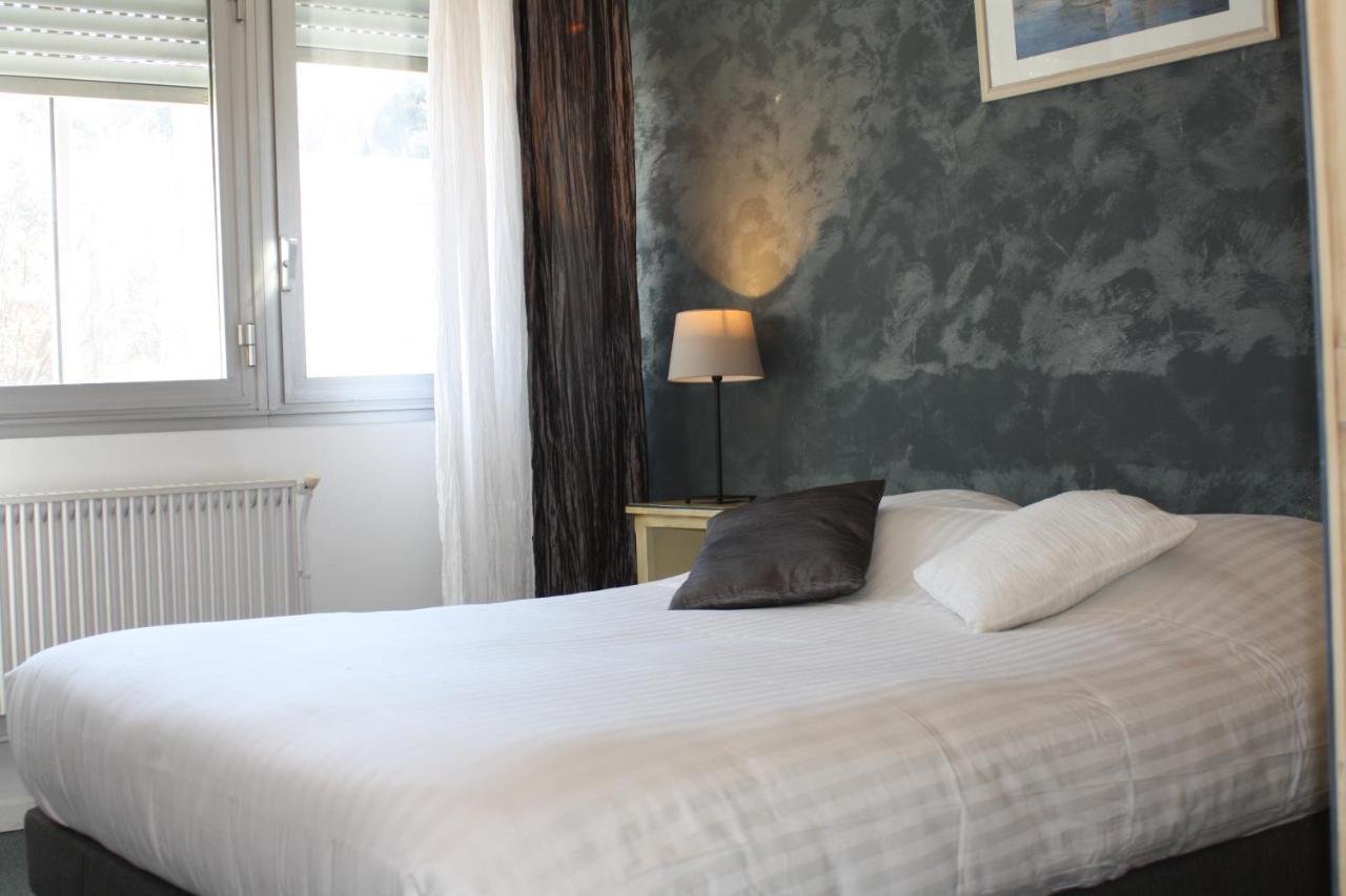Logis Hotel Du Midi Salon-de-Provence Exteriér fotografie